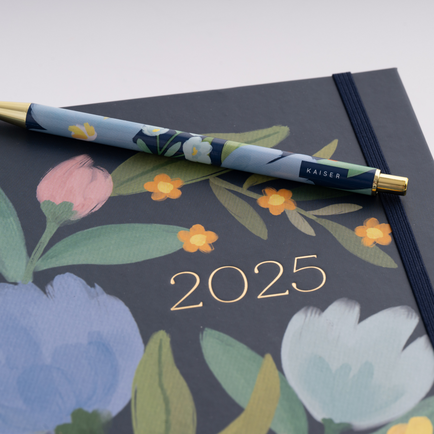 2025 A4 Daily Diary & Pen - Flower Market