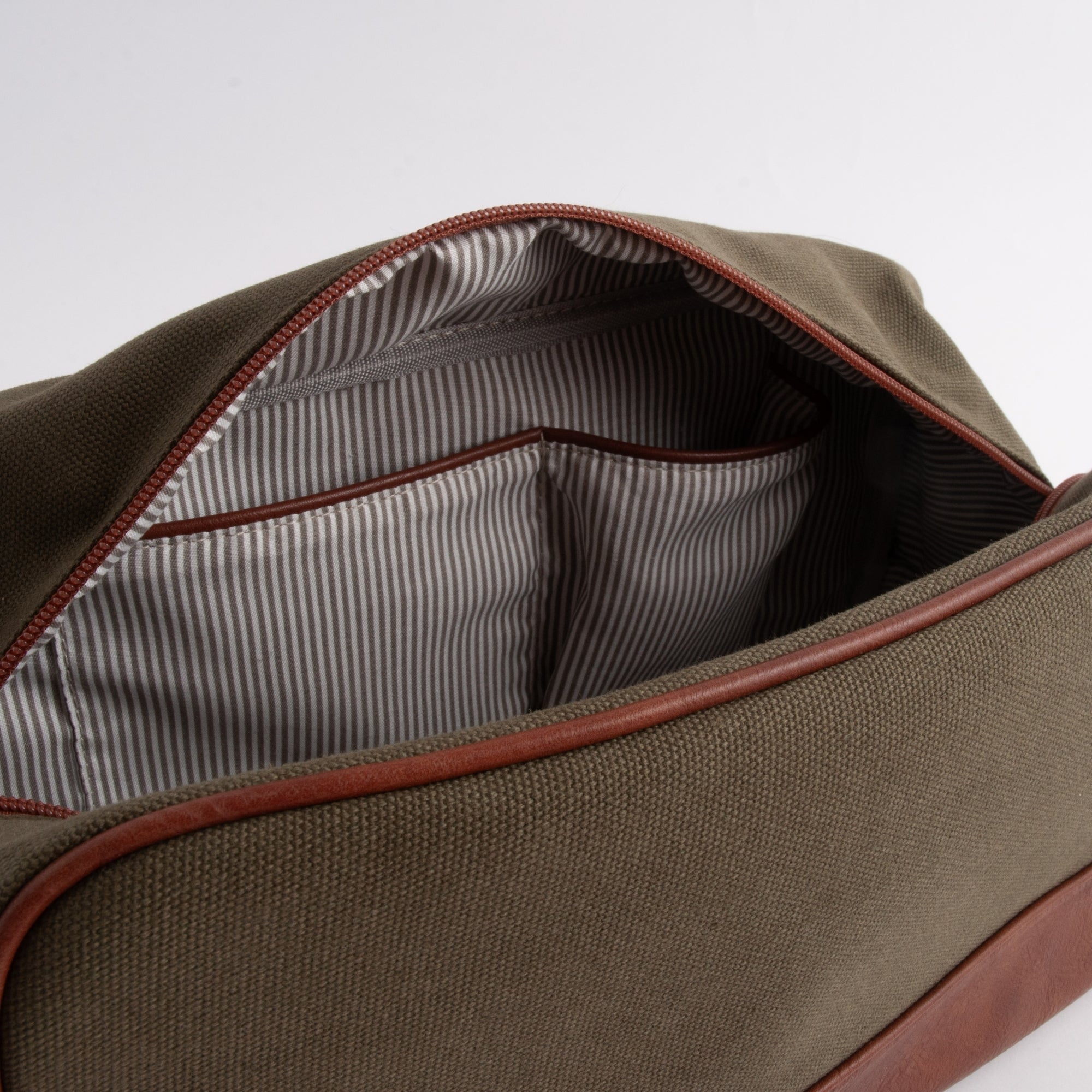 Kaiser Canvas Toiletry Bag - KHAKI